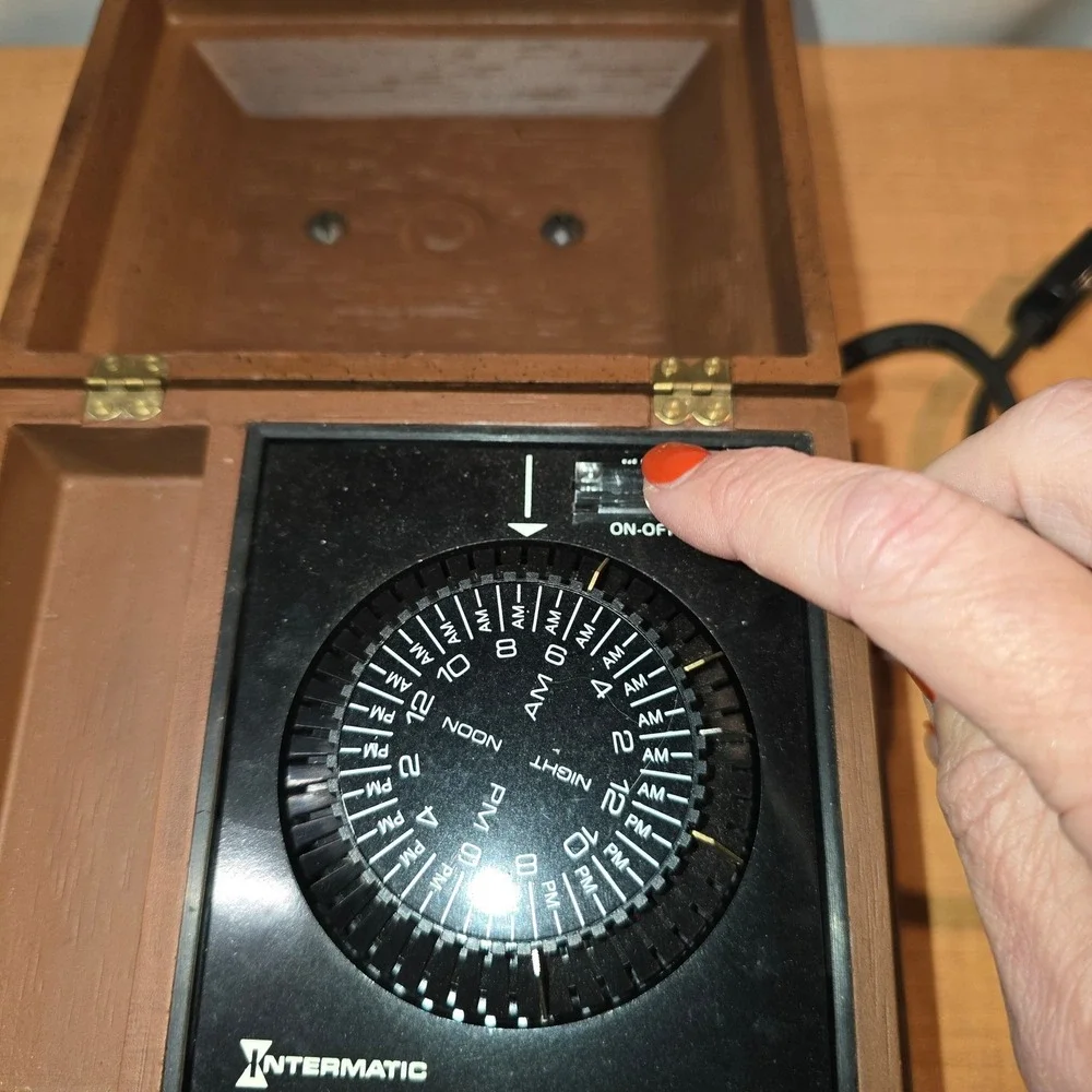 Intermatic Programmable Box Timer Model EB-61‎ USA TESTED/WORKS Vintage MCM